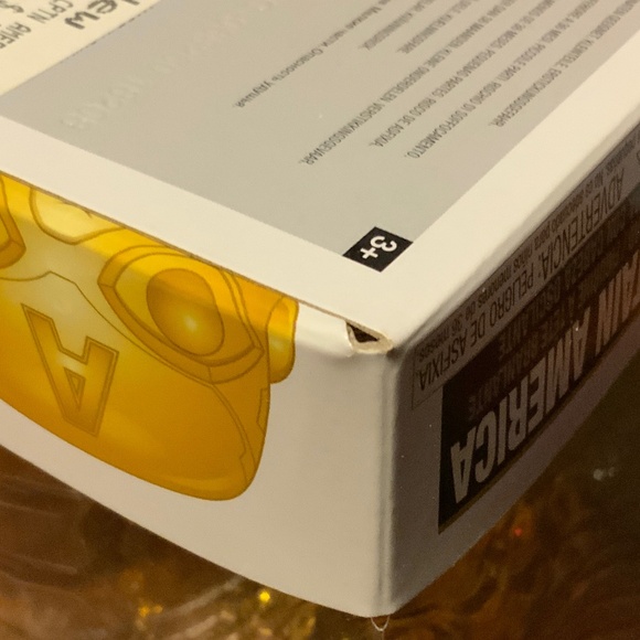 Funko POP! Captain America #377 (Marvel Studios The First Ten Years) - Picture 8 of 9